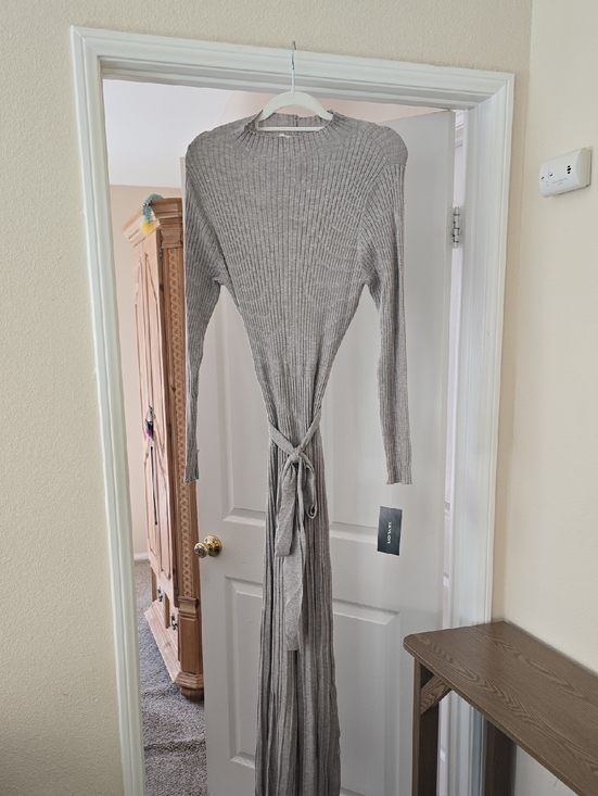 Taylor Dresses & Skirts - Knit Sweater Dress